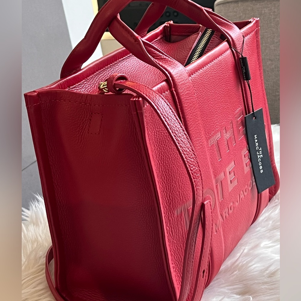 Marc Jacobs The Leather Medium Tote Bag - Picture 3 of 16